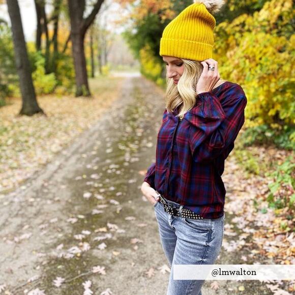 CAbi Caroling Plaid Button Front Top Blouse Size XS Style 4070 Navy Blue Red - Picture 1 of 6